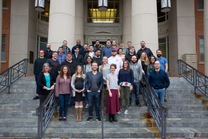 Photo de tout le personnel de l'entreprise Terre de Geek